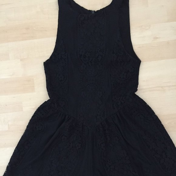 For Love & Lemons Black Blue Bell Lace Romper Sz Small - Picture 4 of 8